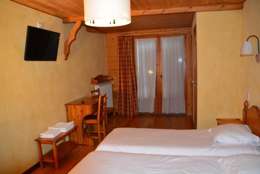 Hôtel Alpis Cottia Montgenèvre Quarto foto